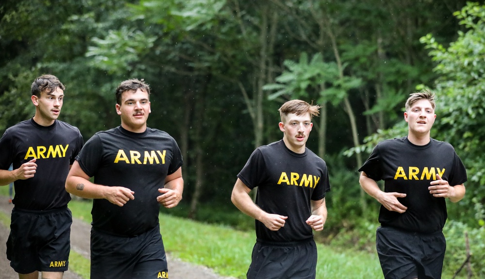 Iowa National Guard hosts annual 10k Trench Run