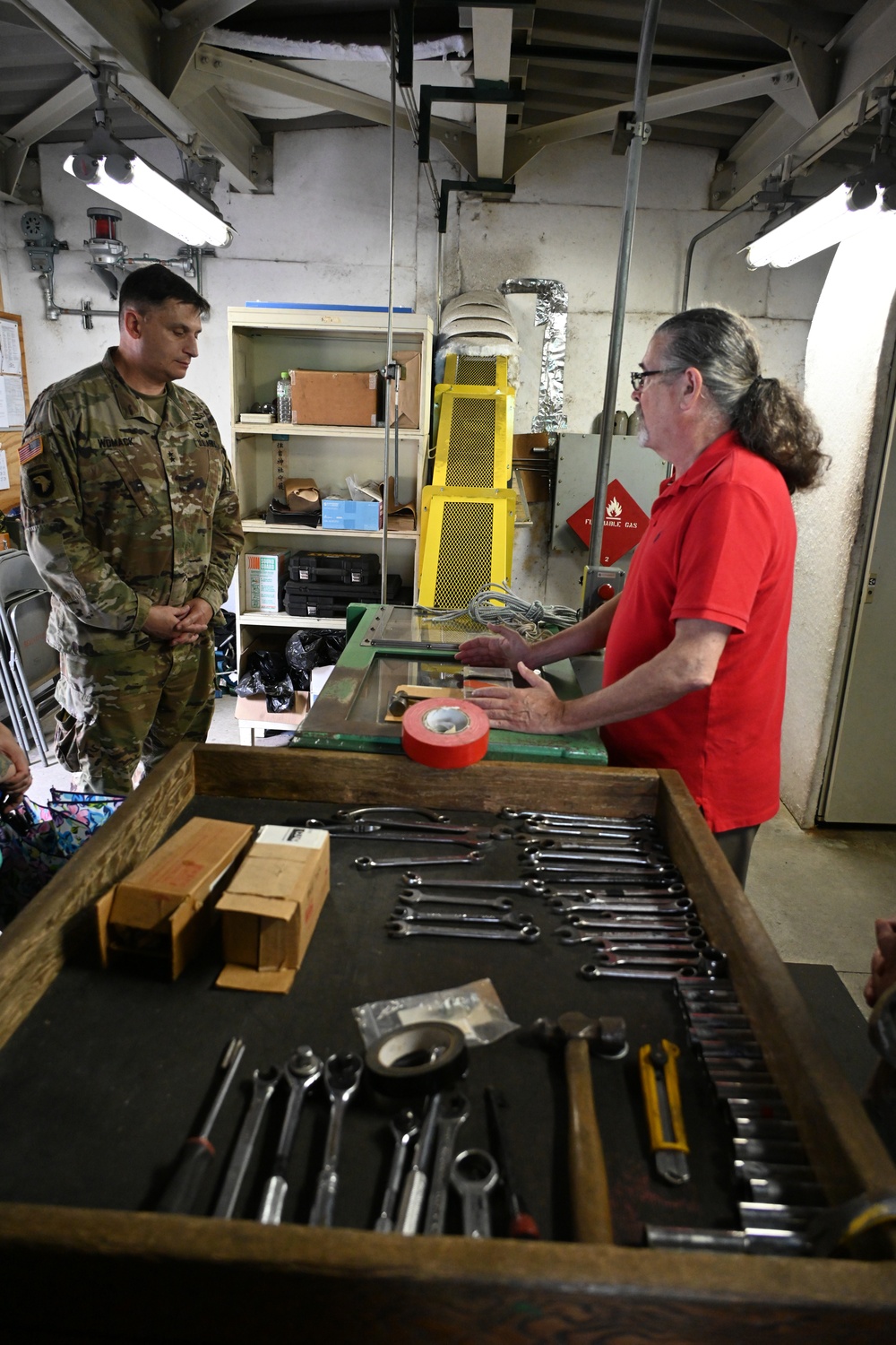 USARJ Commander visits 10th Ammo Depot