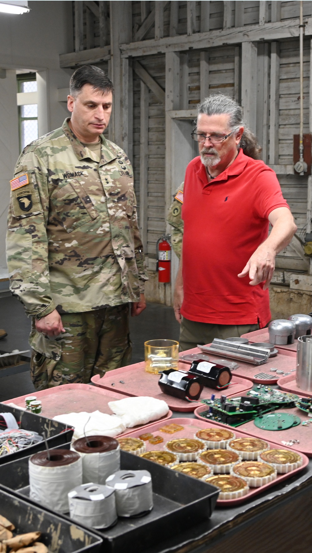 USARJ Commander visits 10th Ammo Depot