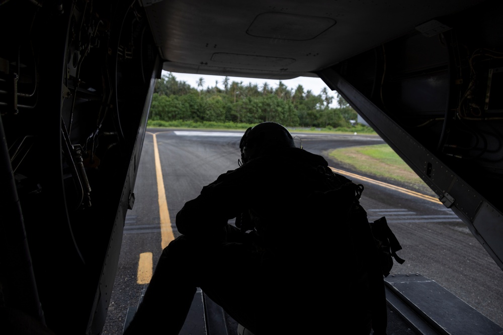 31st MEU Marines Aid Displaced Bougainville Villagers