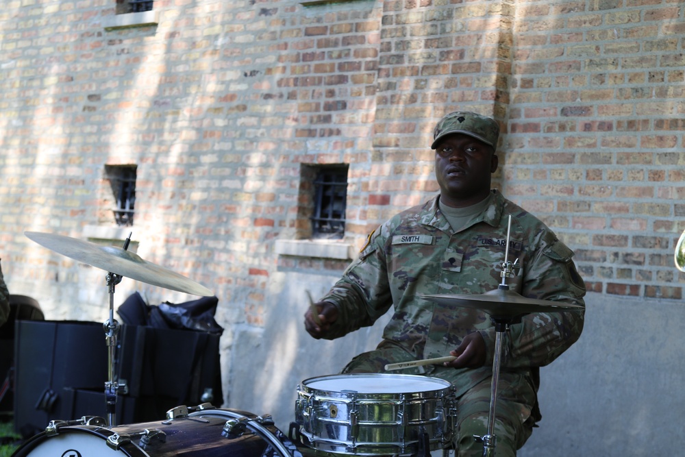 125 Years after Illinois National Guard's 8th Infantry First Deployed, Its Association Awards Scholarships to Local Youth