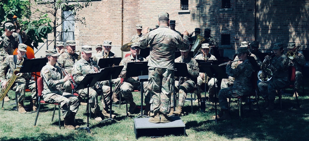 125 Years after Illinois National Guard's 8th Infantry First Deployed, Its Association Awards Scholarships to Local Youth