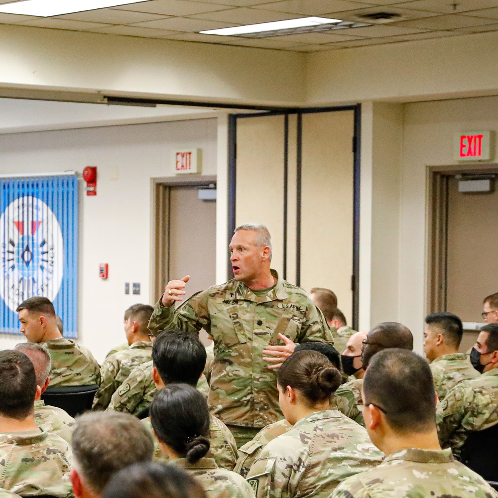 501st Military Intelligence Brigade hosts a Wellness Engagement with the INSCOM resiliency team