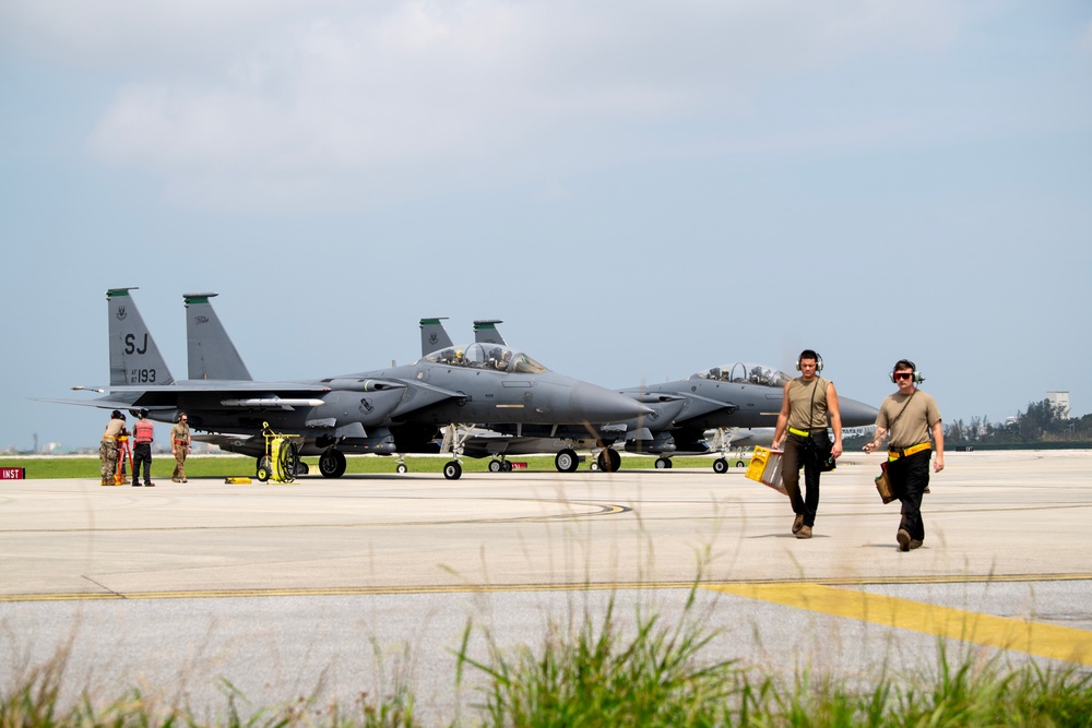 Rocketeers launch at Kadena