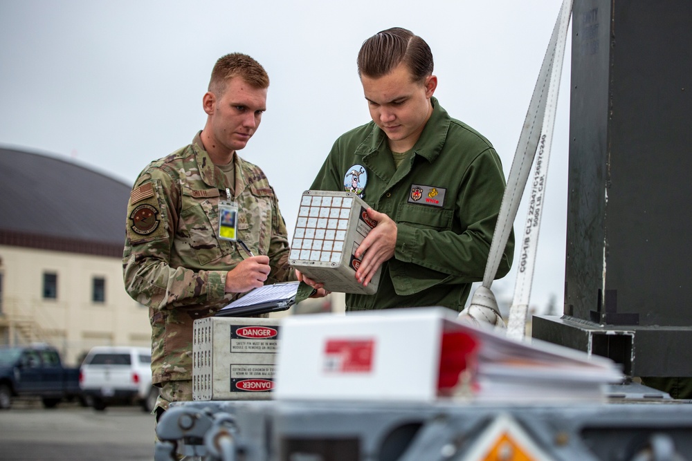 VMGR-152 Ordnance Loads Hercs