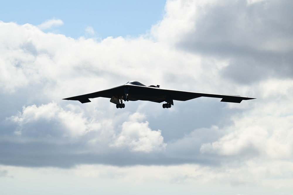 BTF Europe 23-4 B-2 Arrival