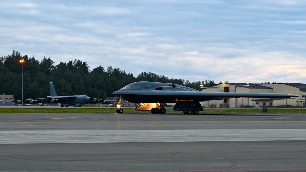 B-2 Spirit Arrival