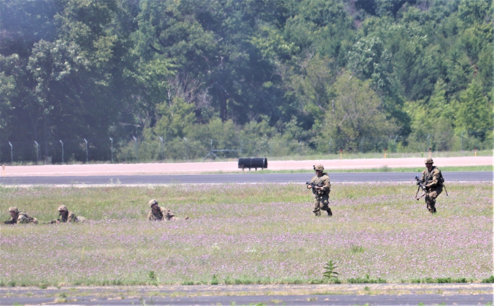 Wisconsin Army National Guard Soldiers conduct airshow 'dress rehearsal' event at Fort McCoy