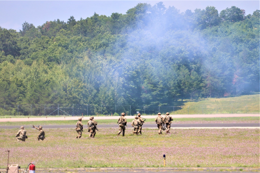 Wisconsin Army National Guard Soldiers conduct airshow 'dress rehearsal' event at Fort McCoy