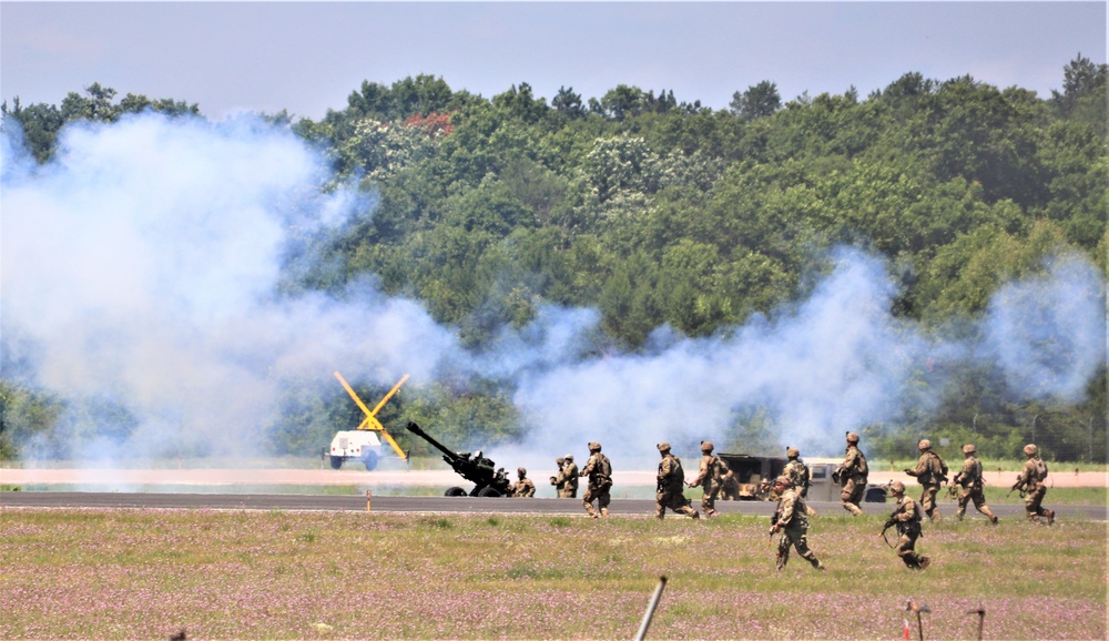 Wisconsin Army National Guard Soldiers conduct airshow 'dress rehearsal' event at Fort McCoy