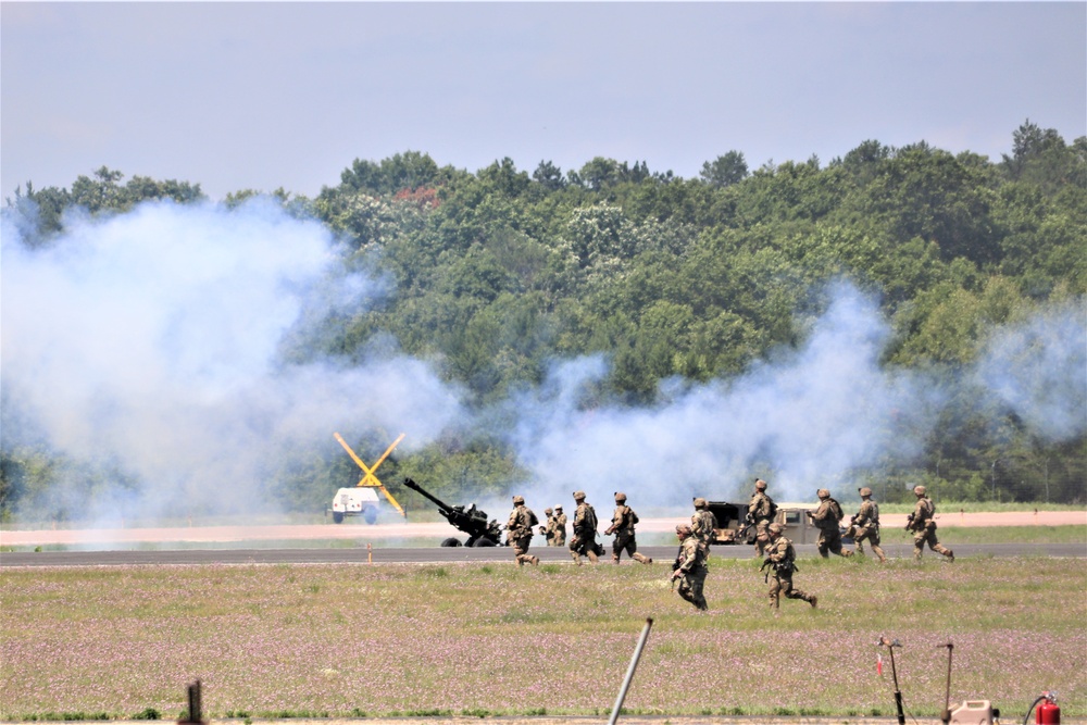 Wisconsin Army National Guard Soldiers conduct airshow 'dress rehearsal' event at Fort McCoy