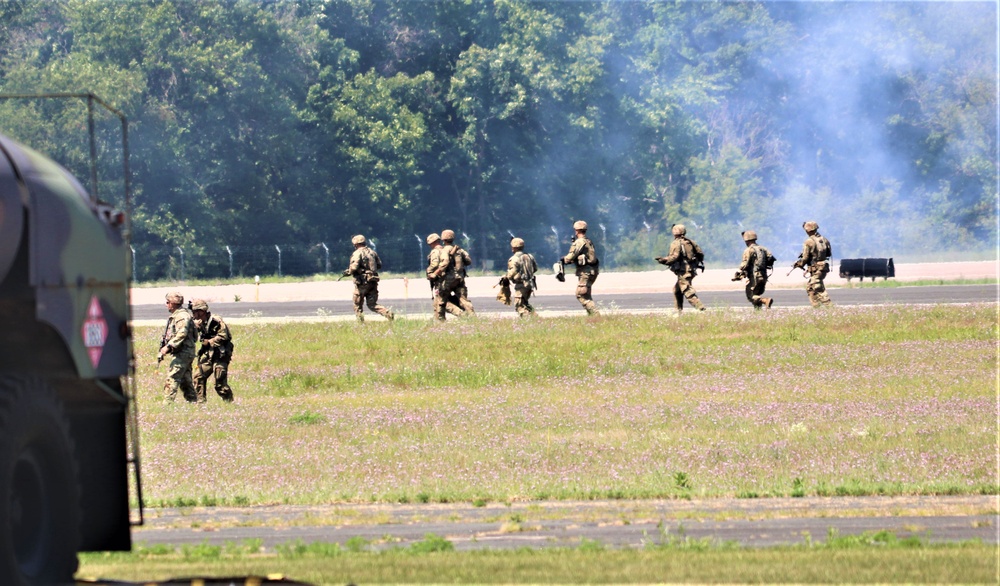 Wisconsin Army National Guard Soldiers conduct airshow 'dress rehearsal' event at Fort McCoy