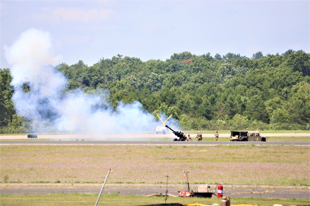 Wisconsin Army National Guard Soldiers conduct airshow 'dress rehearsal' event at Fort McCoy