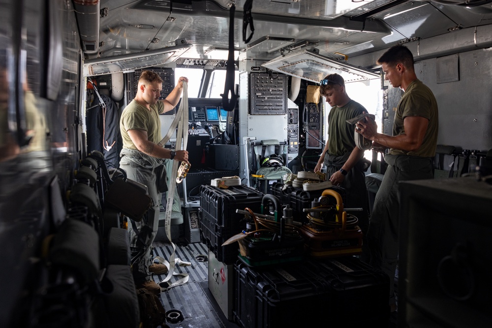 Marines with Marine Heavy Helicopter Squadron (HMH) 461 arrive at Marine Corps Outlying Landing Field Oak Grove