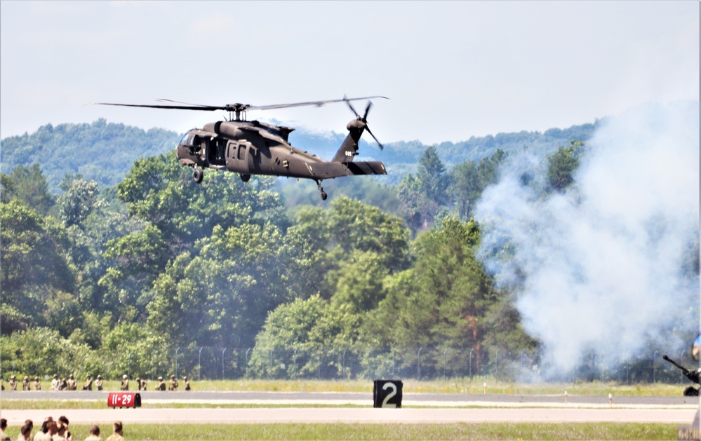 Wisconsin National Guard's 1st Battalion, 147th Aviation Regiment supports airshow 'dress rehearsal' event at Fort McCoy