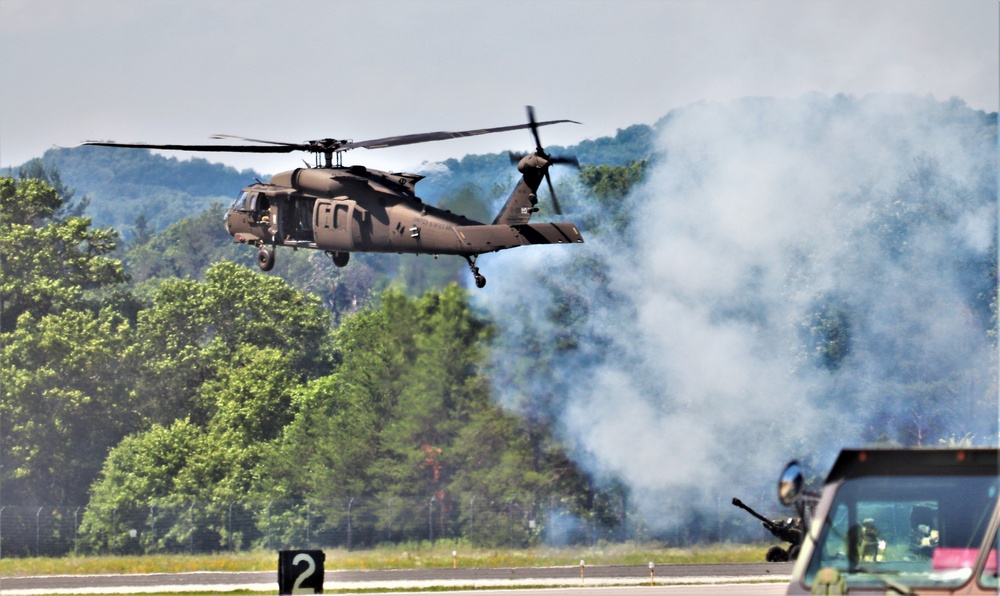 Wisconsin National Guard's 1st Battalion, 147th Aviation Regiment supports airshow 'dress rehearsal' event at Fort McCoy