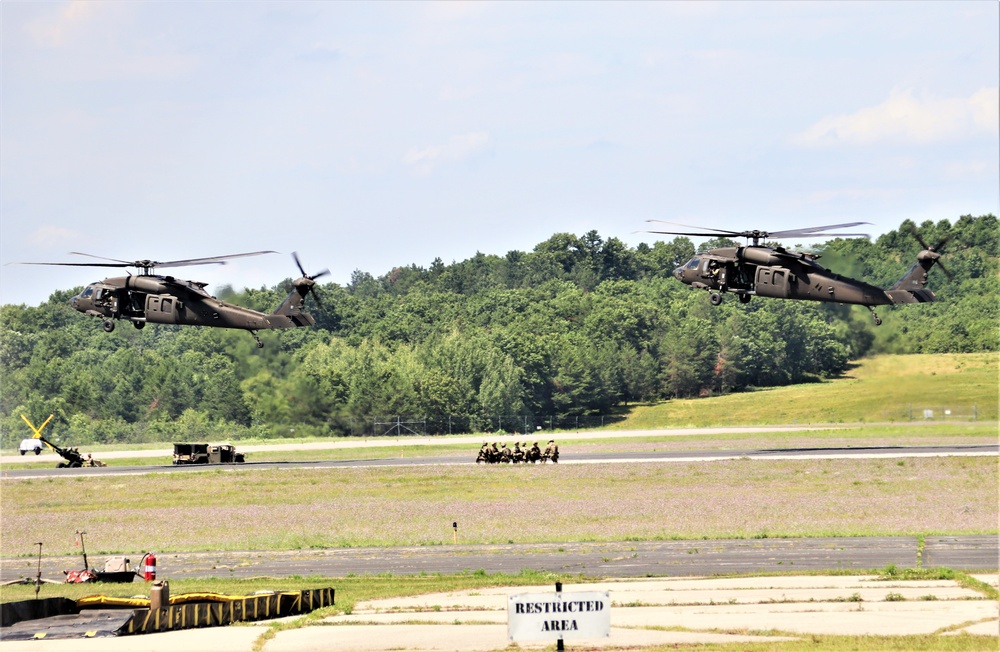 Wisconsin National Guard's 1st Battalion, 147th Aviation Regiment supports airshow 'dress rehearsal' event at Fort McCoy