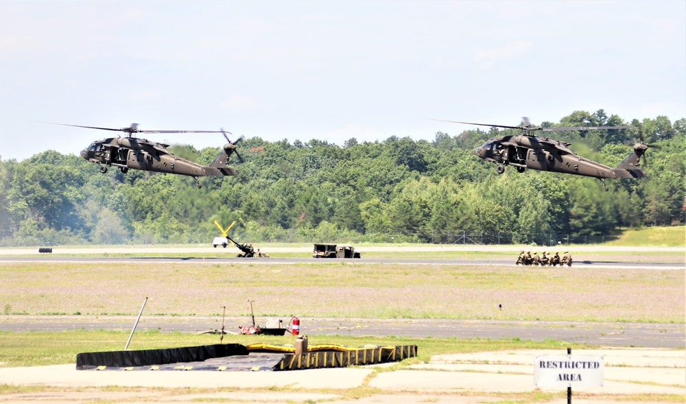 Wisconsin National Guard's 1st Battalion, 147th Aviation Regiment supports airshow 'dress rehearsal' event at Fort McCoy