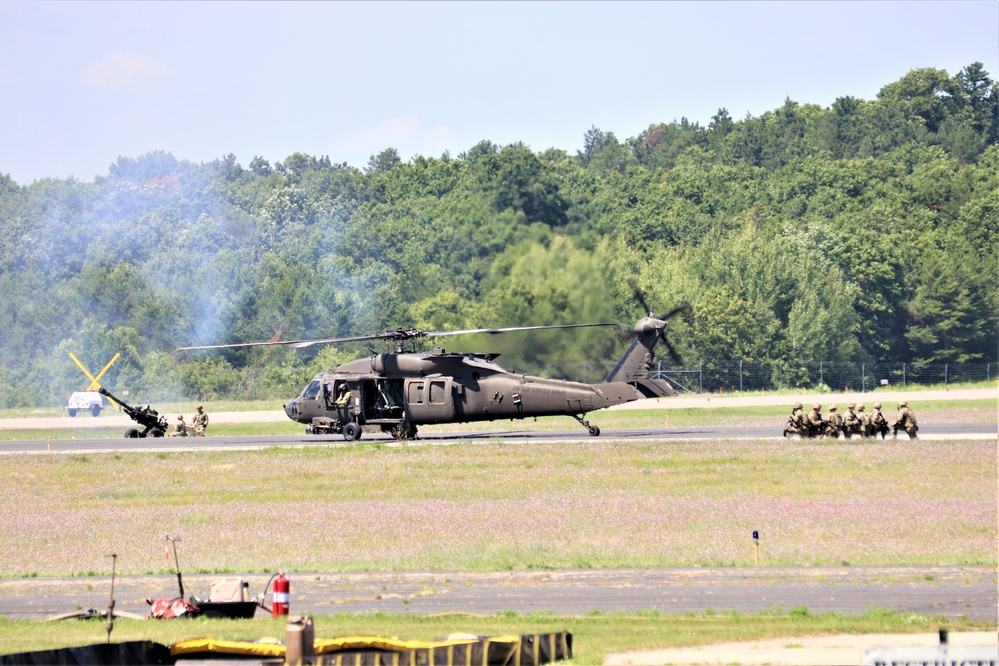 Wisconsin National Guard's 1st Battalion, 147th Aviation Regiment supports airshow 'dress rehearsal' event at Fort McCoy