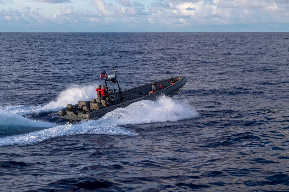 USS Manchester conducts flight operations