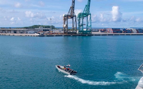 USS Manchester conducts RHIB operations at Naval Base Guam
