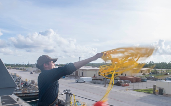 USS Manchester arrives in Guam