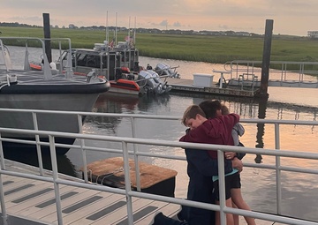 Coast Guard, Navy rescue 4 missing divers 46 miles southeast of Cape Fear River, North Carolina