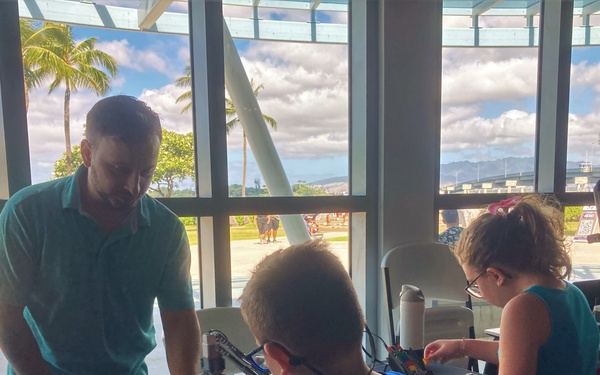 Pearl Harbor Naval Shipyard supports STEM event