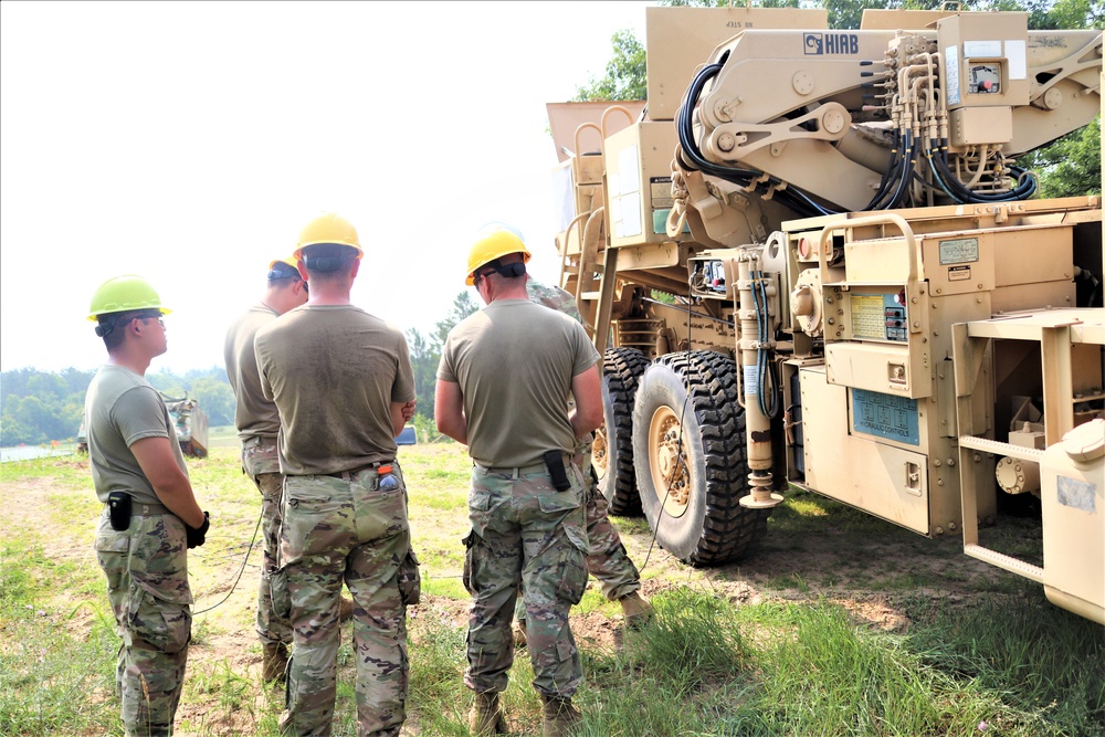 RTS-Maintenance course trains Soldiers on vehicle recovery, more at Fort McCoy