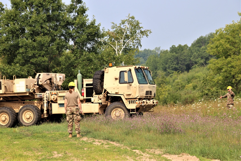 RTS-Maintenance course trains Soldiers on vehicle recovery at Fort McCoy