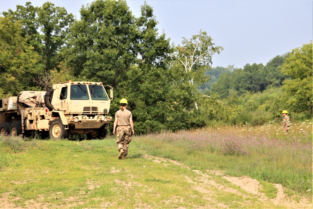 RTS-Maintenance course trains Soldiers on vehicle recovery at Fort McCoy