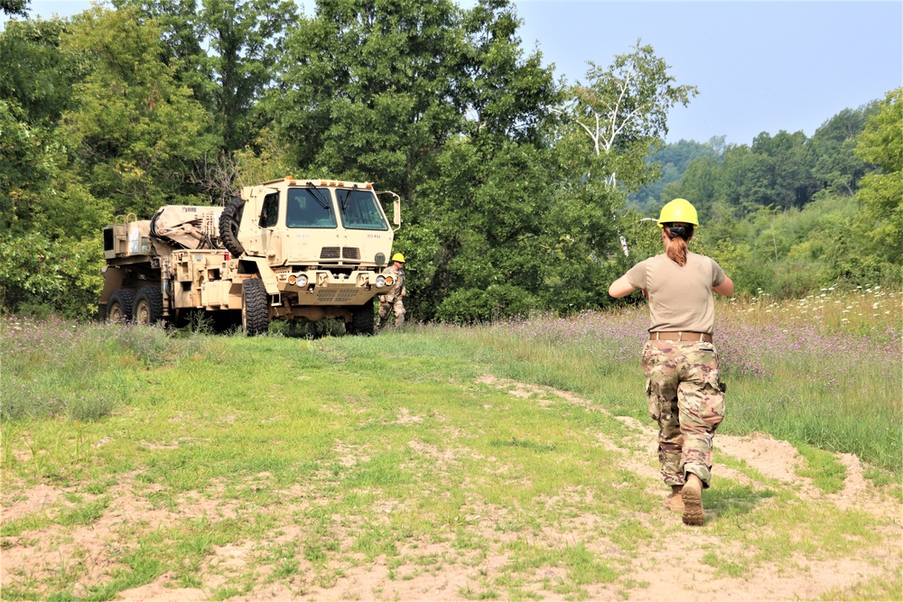 RTS-Maintenance course trains Soldiers on vehicle recovery at Fort McCoy