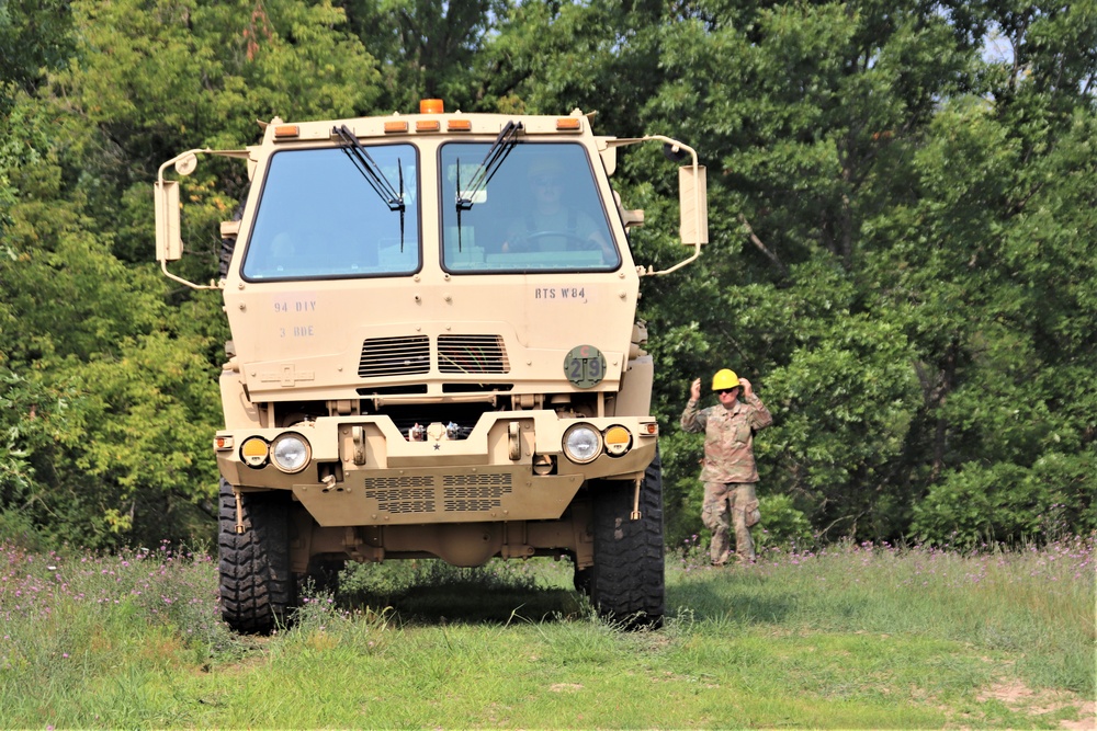 RTS-Maintenance course trains Soldiers on vehicle recovery at Fort McCoy