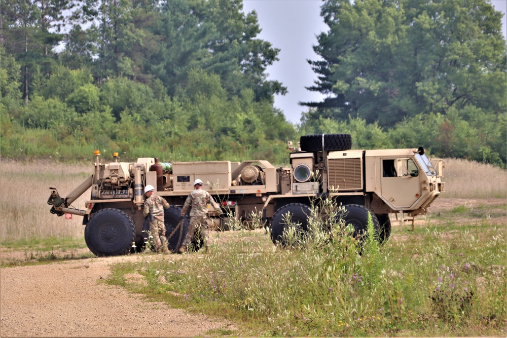 RTS-Maintenance course trains Soldiers on vehicle recovery at Fort McCoy