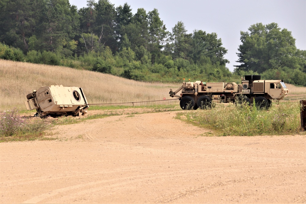 RTS-Maintenance course trains Soldiers on vehicle recovery at Fort McCoy