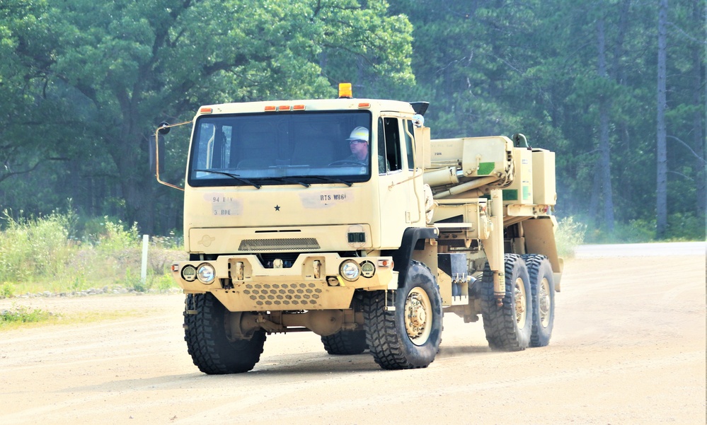 RTS-Maintenance course trains Soldiers on vehicle recovery at Fort McCoy