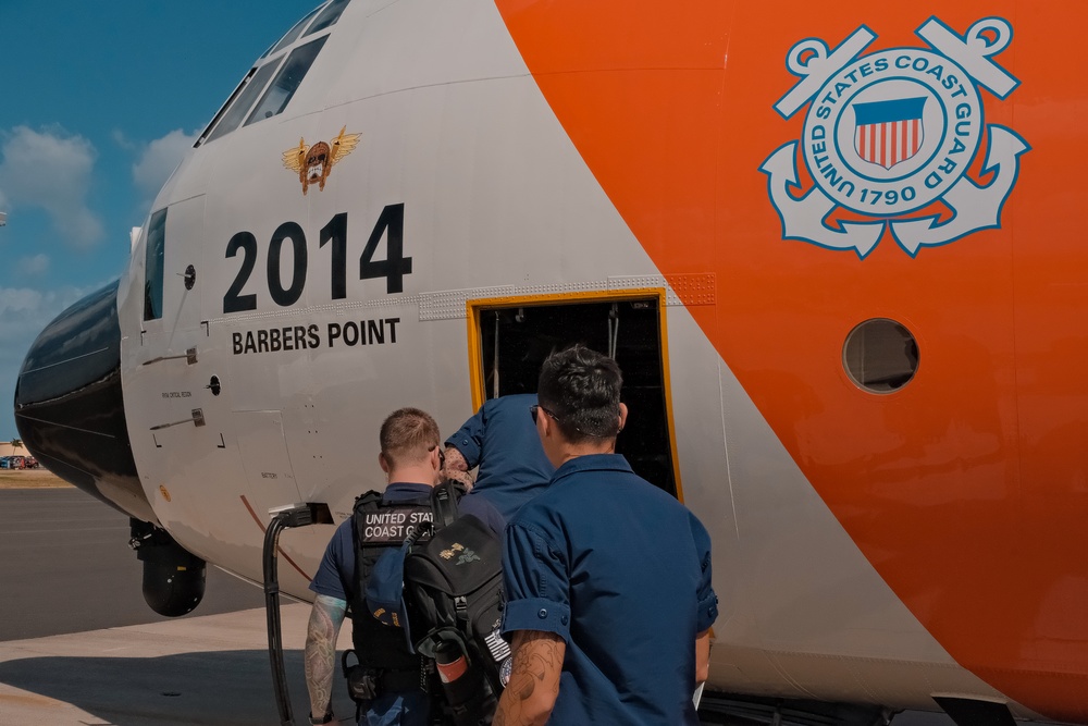 USCG C-130 loading personnel for Maui Fires