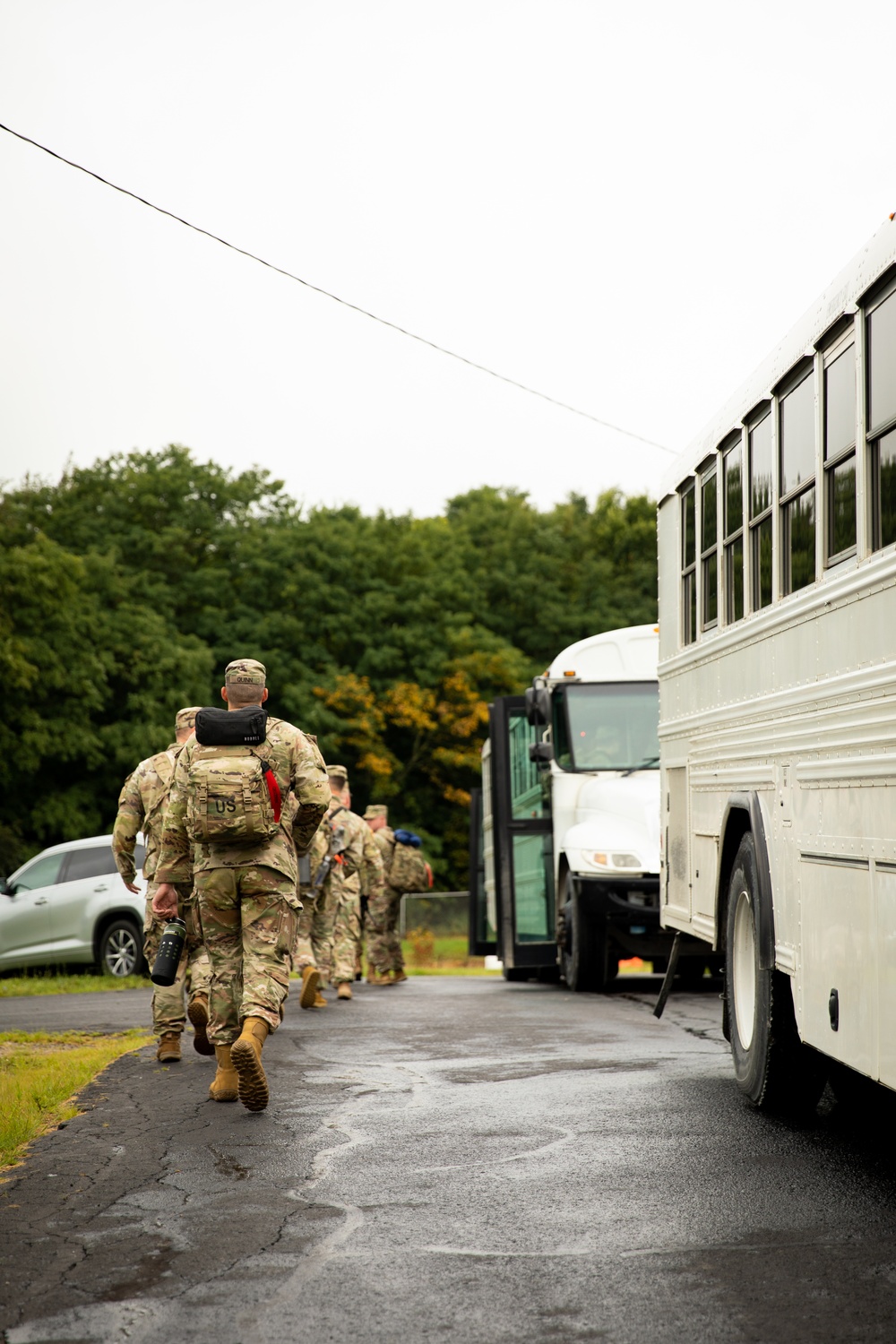 Kentucky National Guard field artillery departs for deployment