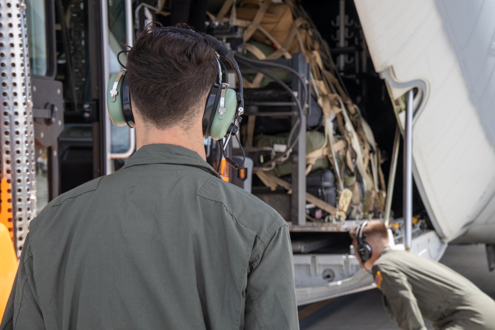 VMGR-153 provides transportation of JTF-50 personnel and equipment from Oahu to Maui