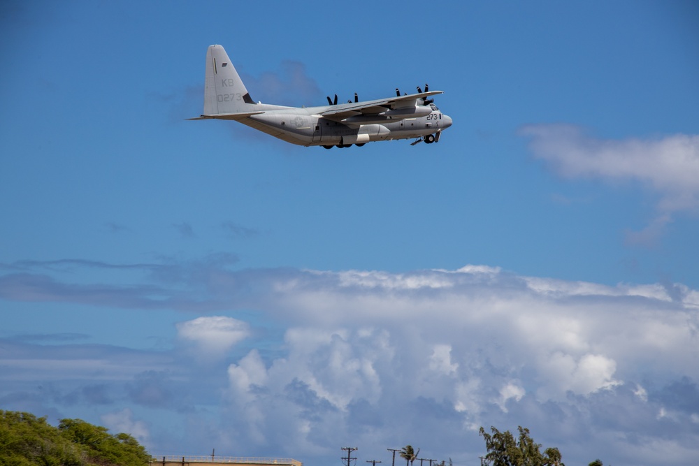 VMGR-153 provides transportation of JTF-50 personnel and equipment from Oahu to Maui