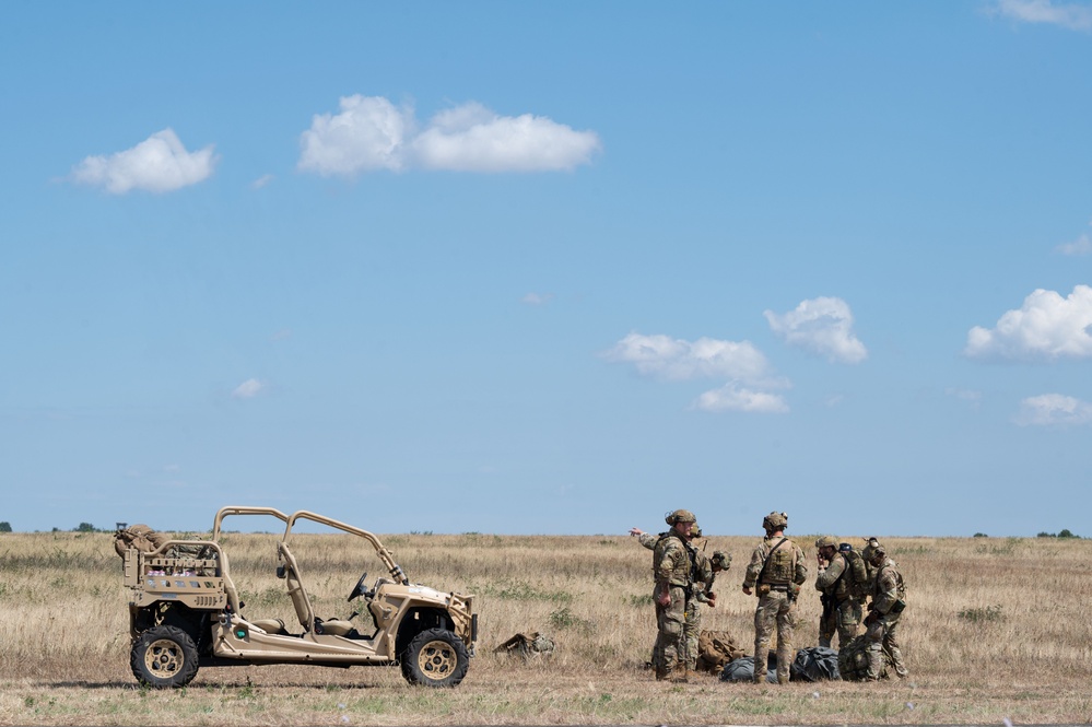 Thracian Summer 2023: 435th CRG team secures landing zone