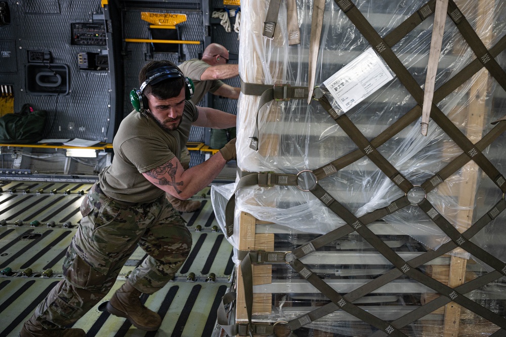 32nd APS loads 28 pallets for Denton Humanitarian Assistance Program