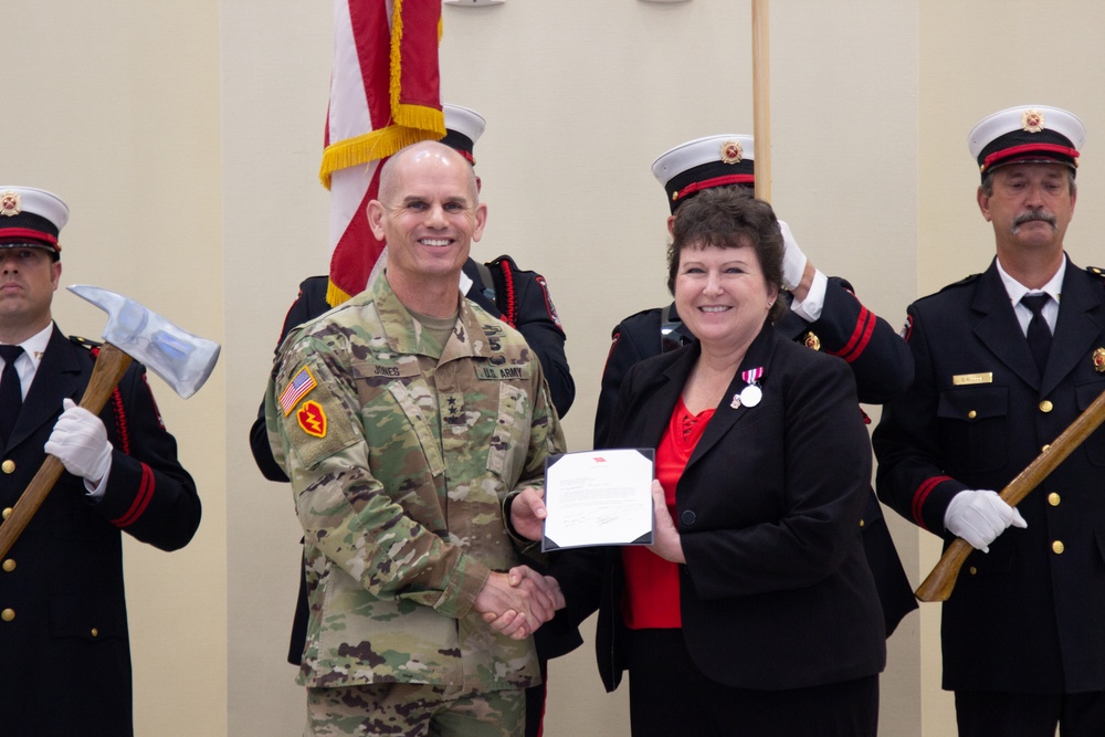 IMCOM-Readiness bids farewell to McCullough