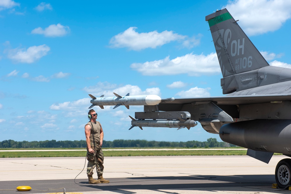 180FW Participates in Northern Lightning 23