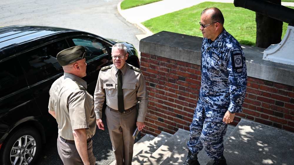 VADM Holsey USSOUTHCOM Military Deputy Commander Visits the IADC