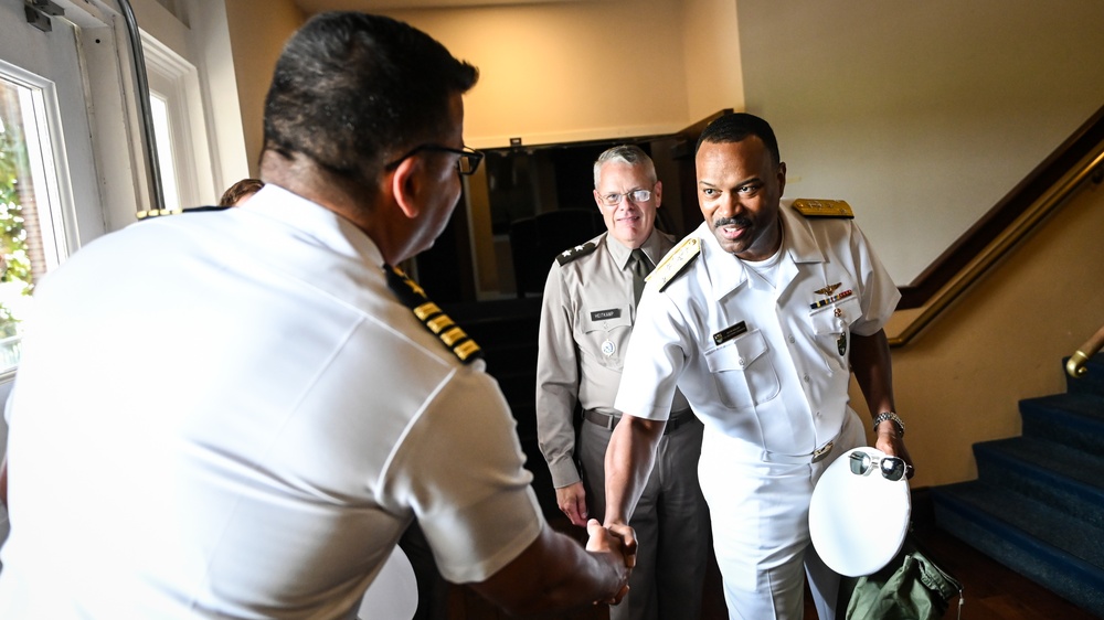 VADM Holsey USSOUTHCOM Military Deputy Commander Visits the IADC