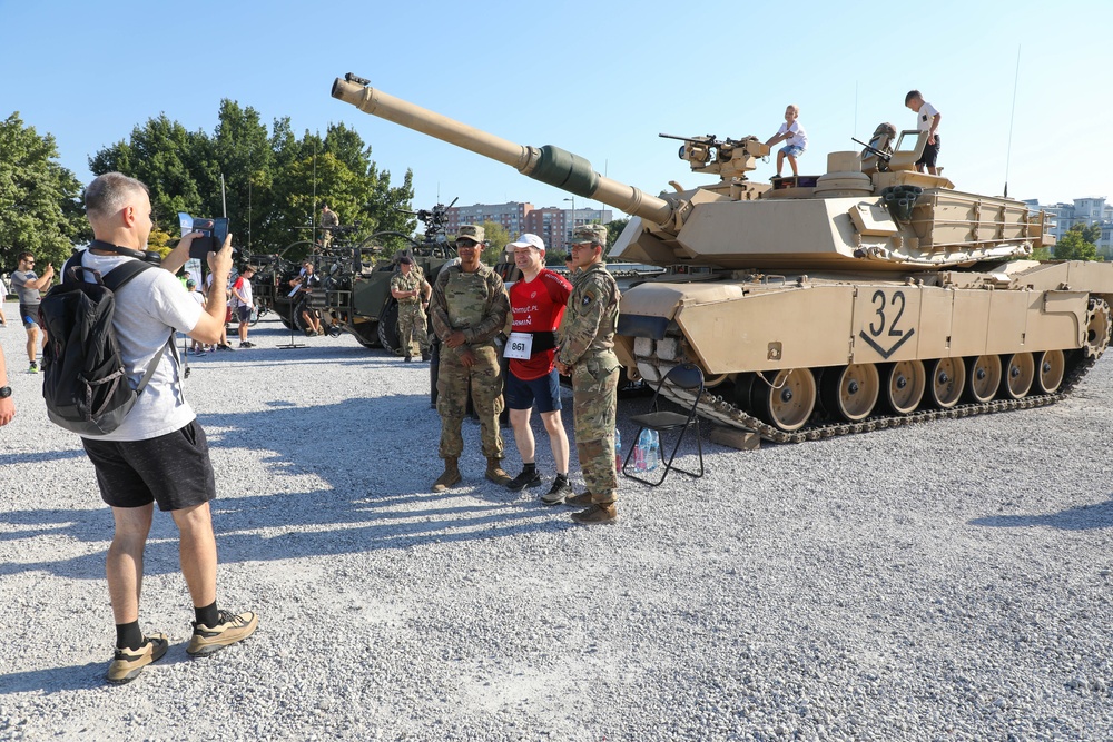 U.S. Army Soldiers honor Polish Armed Forces Day