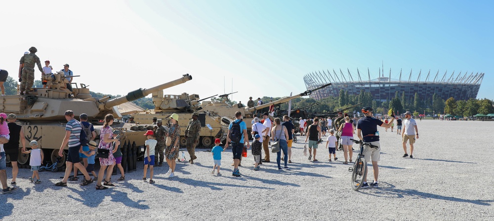 U.S. Army Soldiers honor Polish Armed Forces Day