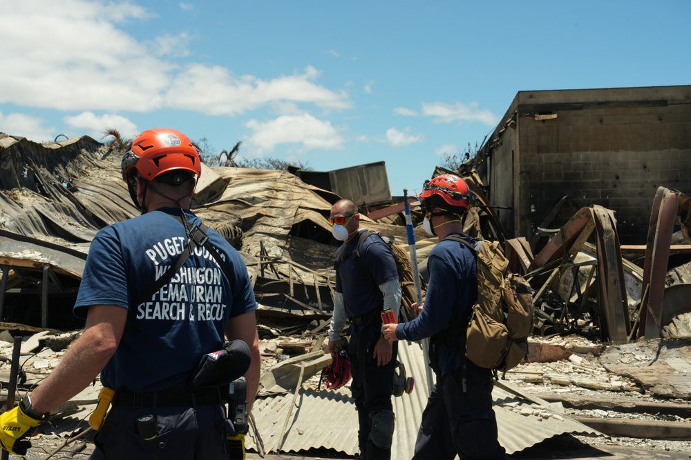 FEMA Urban Search and Rescue Continue Federal Response Efforts