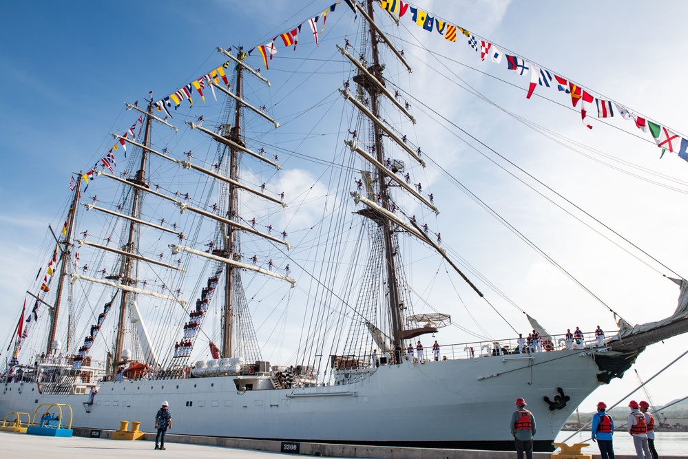 Peruvian Navy Training Ship B.A.P. Unión (BEV-161) Arrives in Naval Base Guam